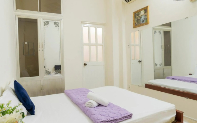 Nhu Huynh Hotel