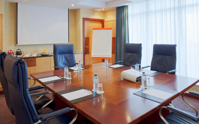 Holiday Inn Calais by IHG