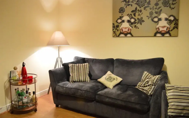 1 Bedroom Apartment in Mile End
