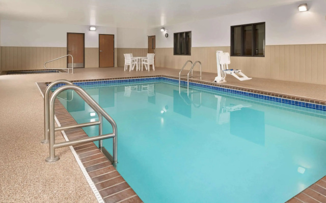 Super 8 by Wyndham Sioux Falls