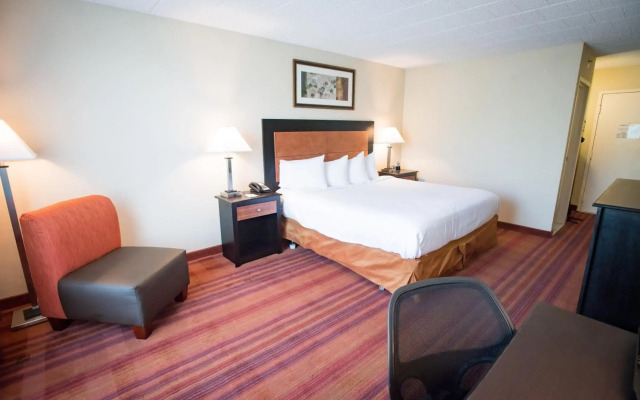 Exton Hotel & Conference Center