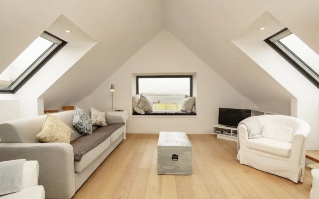 Solas, Ormiscaig, Luxury Coastal Retreat