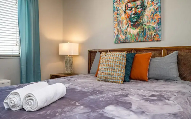 ATL Downtown 2B Condo with Free Parking