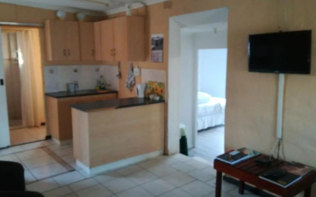 Heloise Home Stay
