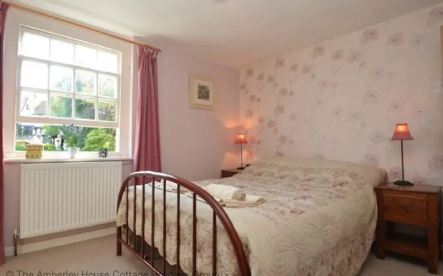 Tail End Cottage