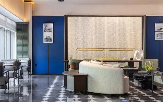 Meilun Hotel (Hefei South Station Luogang Park)