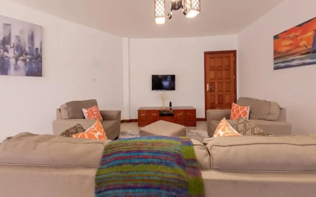 Fahari Suites by Homes By Della