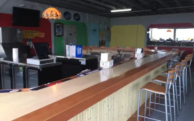 Beachcomber Inn