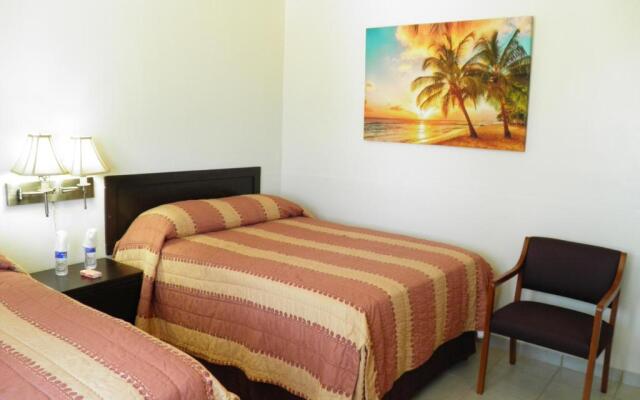 #35 Bungalow Seaside Hotel & Victors RV Park