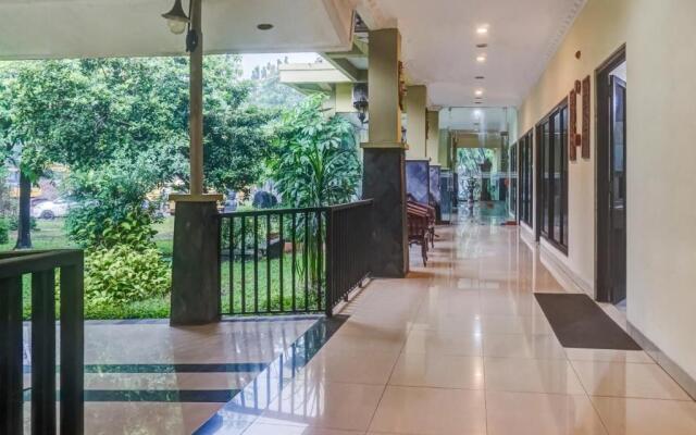 Collection O 91071 Hotel Desa Wisata Tmii