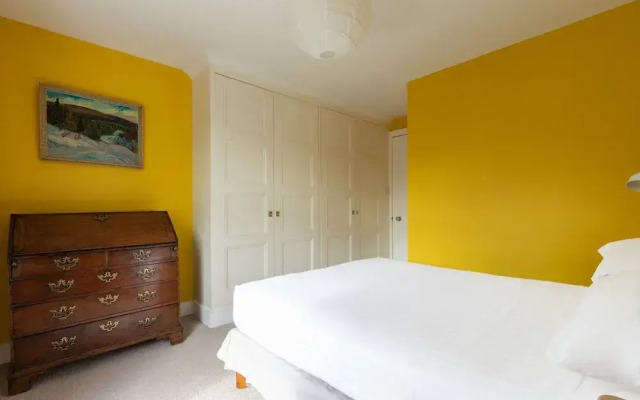 Caithness Road VI by Onefinestay