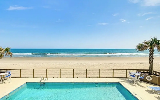Oceanfront South Carolina Retreat - Pool & Balcony