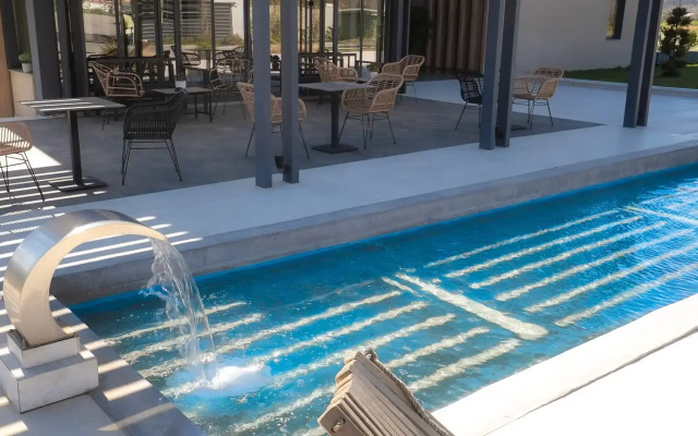 Mirabilis Boutique Hotel