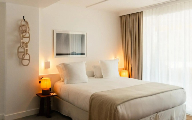 Les Roches Rouges, a Beaumier hotel