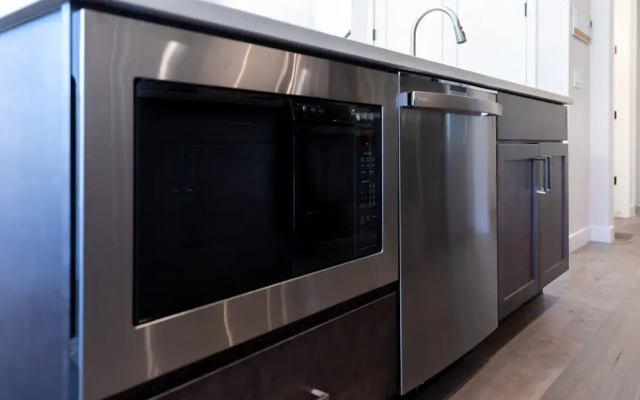 Hot Tub- Spacious-4br-deer Valley-mountain-view