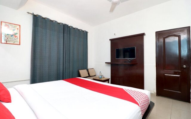 Apex Hotel by OYO Rooms