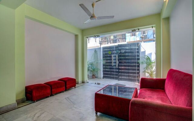 OYO Flagship 604 Ballygunj Kolkata
