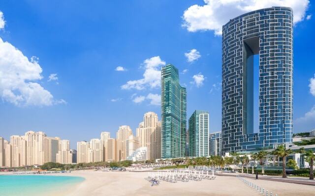 Jumeirah Gate Tower - Luton Vacation Homes