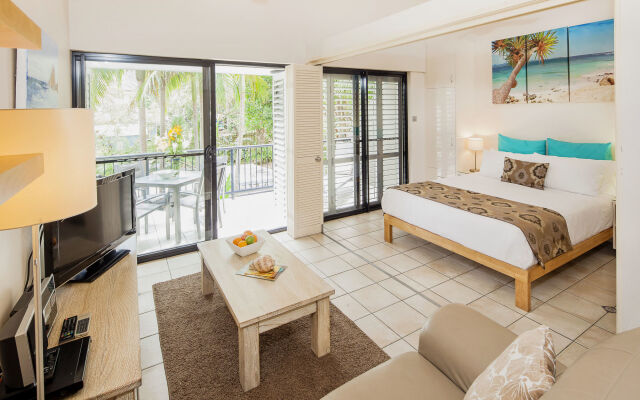 Julians Apartments
