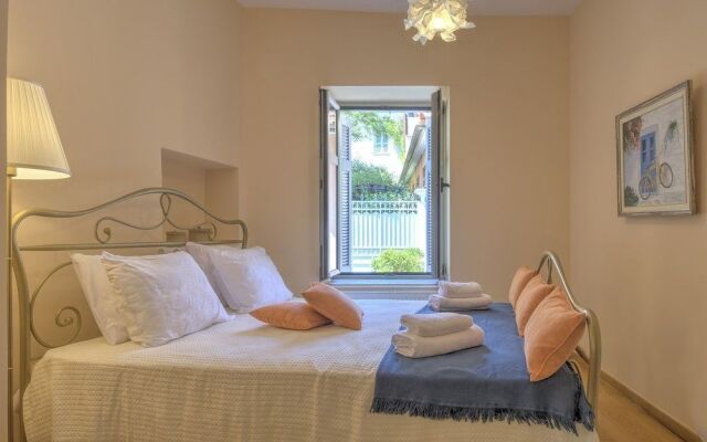 Aria Plaka Residence