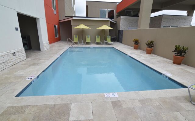 Holiday Inn Gonzales by IHG