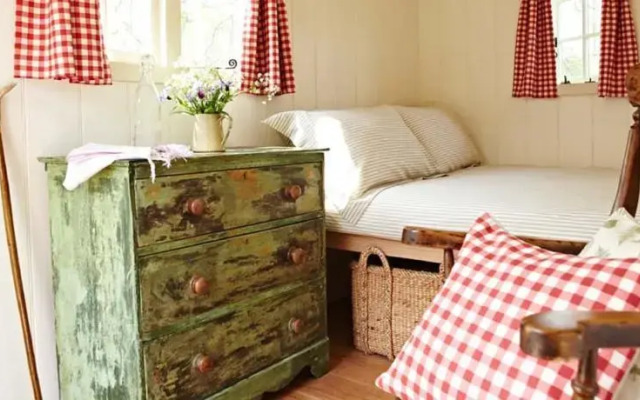 The Shepherds Return