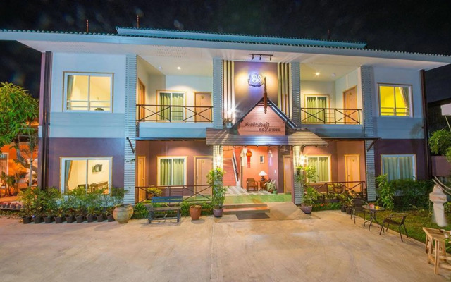 Baan Jaru