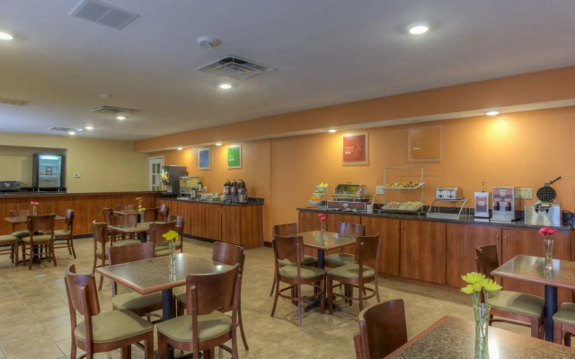Quality Inn & Suites