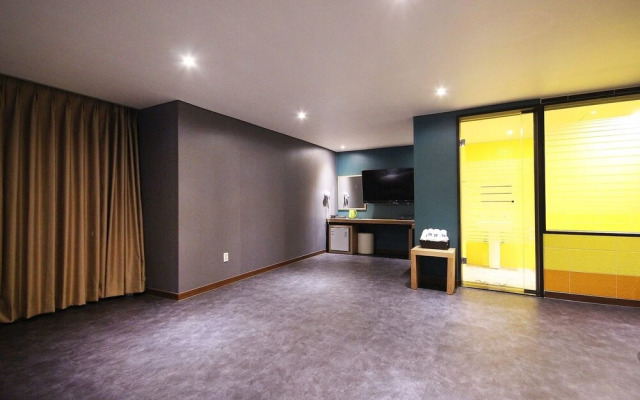 Gumi (Wonpyeongdong) On