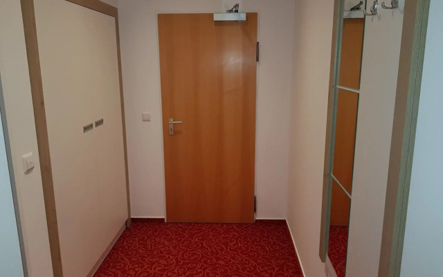 Confour Hotel