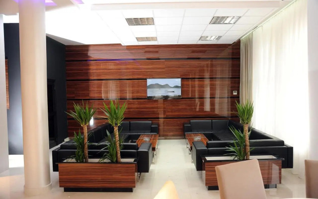 Garni Uni Elita Lux Hotel