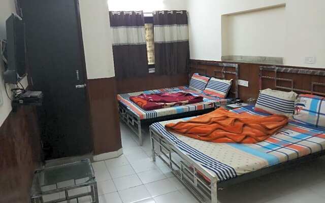 Hotel Bajrang