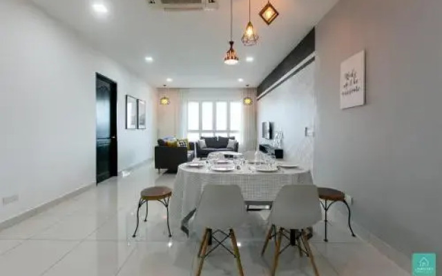 Jomstay Octagon Suite 1