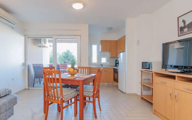 Apartment Mlasina Nin 8650