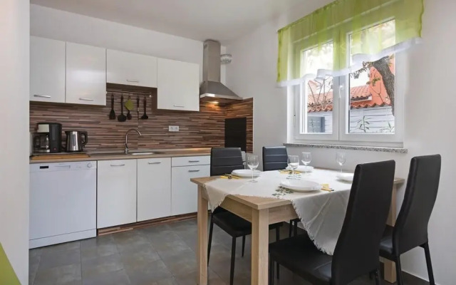 Awesome Home in Barbariga With Wifi and 2 Bedrooms