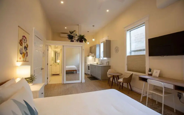 Stirling All Suites Hotel