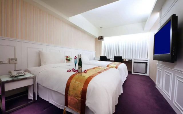 The Longstay Hotel