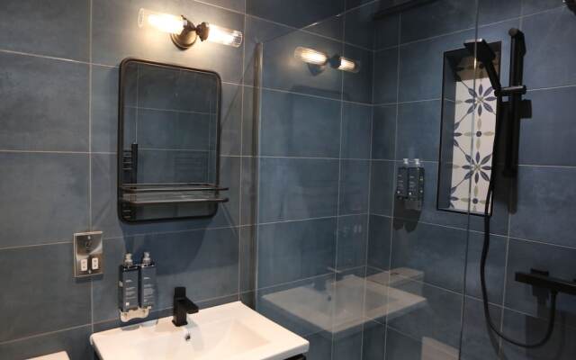 no.12 self check-in apartments