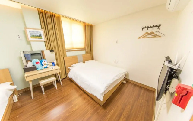 Rgb House Hostel