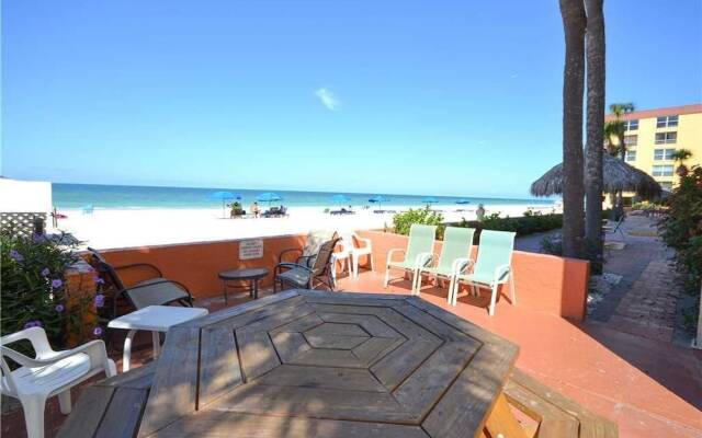 Las Brisas 404 - Three Bedroom Condo