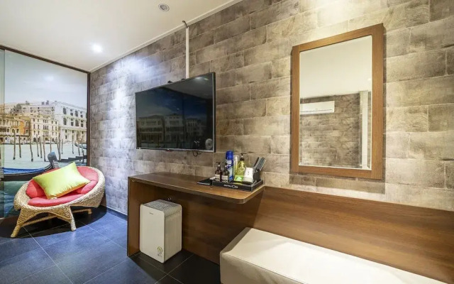 Tongyeong Hotel O2