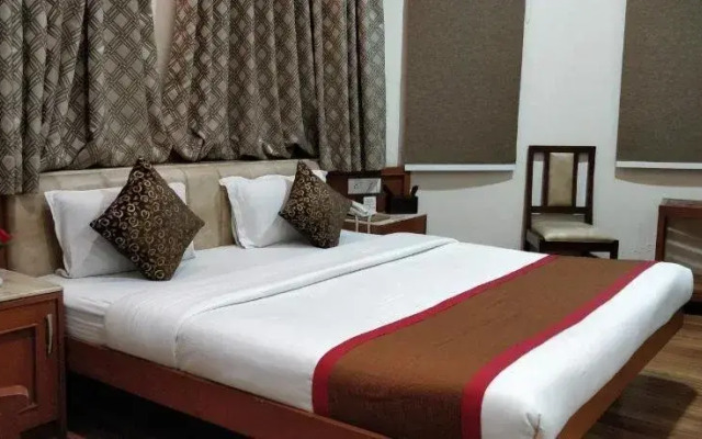 Hotel Apna Avenue