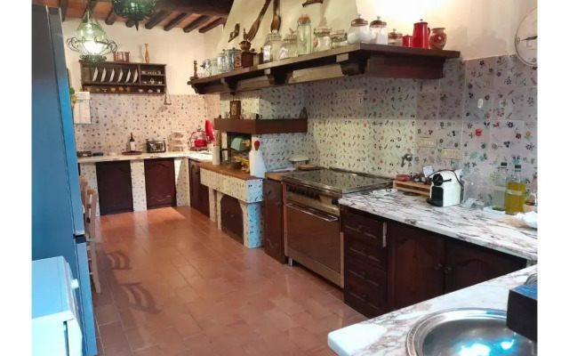 Villa ai Boschetti With Pool & Tennis