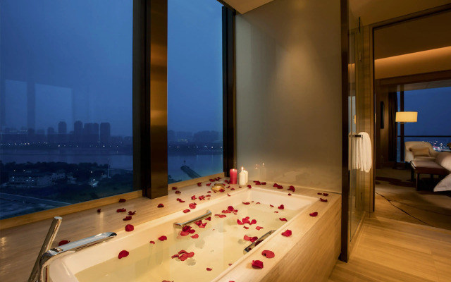 Crowne Plaza Fuzhou Riverside by IHG