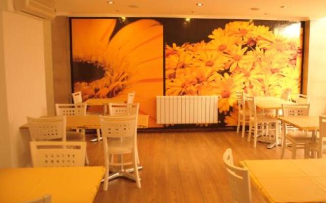 Apart Hotel Paucam