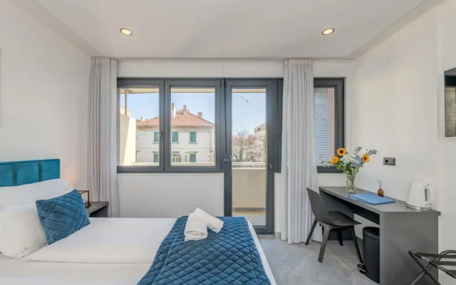 Lichia Amia Luxury Rooms