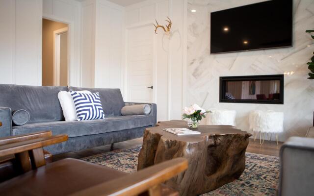 The White House on the Horseshoe