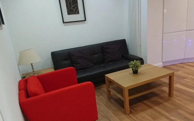 Coulsdon Place Apartments
