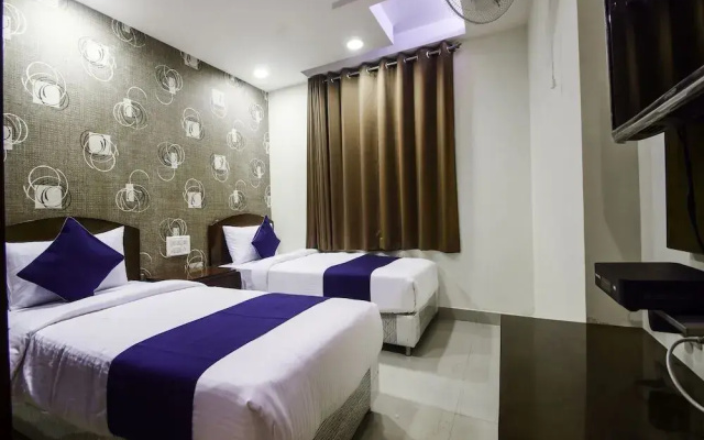 OYO 24041 SilverKey Corp Residency