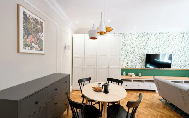 Native Apartments Nowowiejska 9 Deluxe